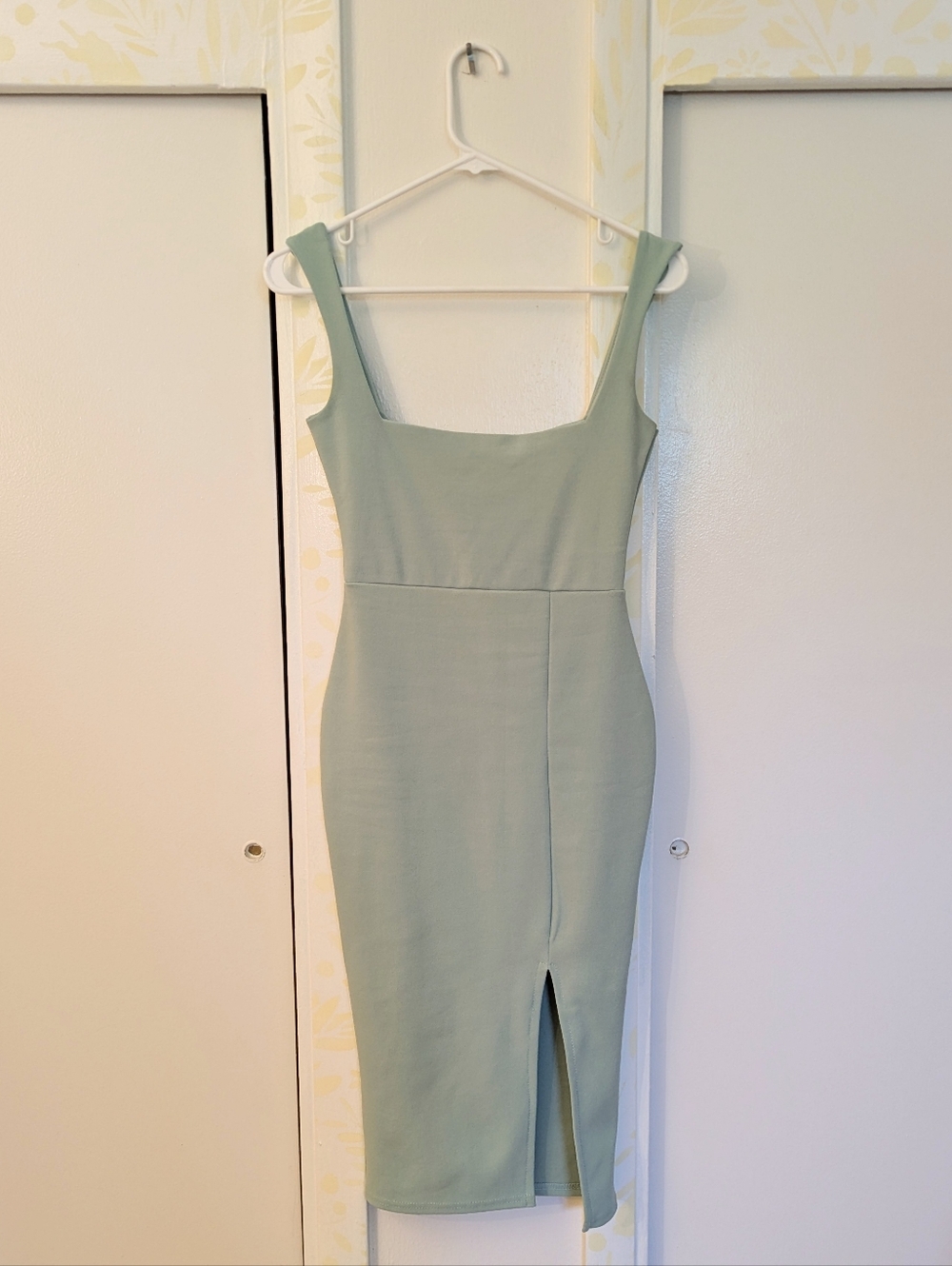Minty Sage Green Nastygal Bodycon Dress
